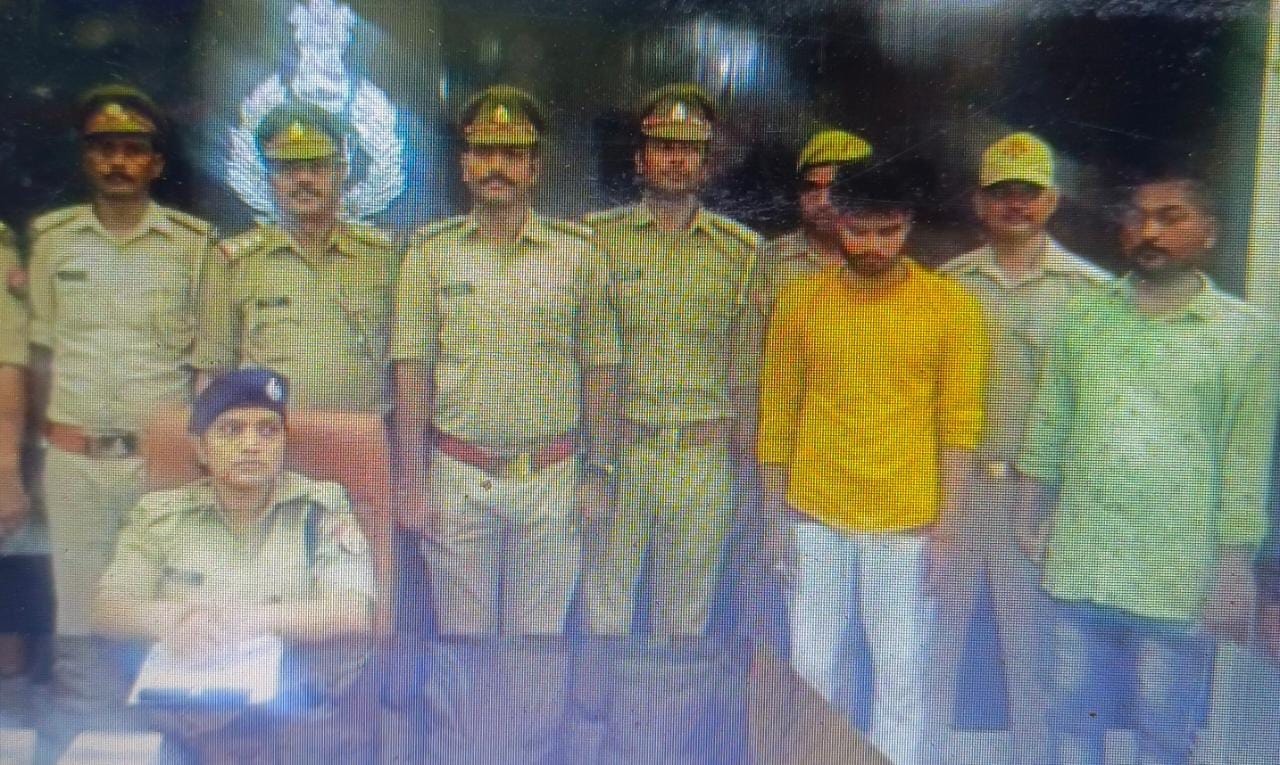 Varanasi News: ऑटो चालक बनकर सवारियों को लूटने वाले तीन गिरफ्तार, दिनदहाड़े वारदात को देते थे अंजाम