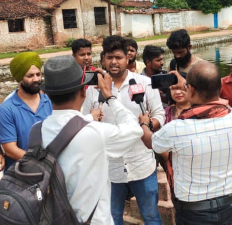 भाजयुमो वैशाली नगर मंडल के अध्यक्ष निखिल सोनी के नेतृत्व में चलाया गया सफाई अभियान।।