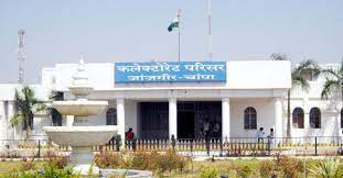 पांच सूत्रीय मांगों को लेकर संविदा कर्मचारी आज से जाएंगे अनिश्चितकालीन हड़ताल पर..