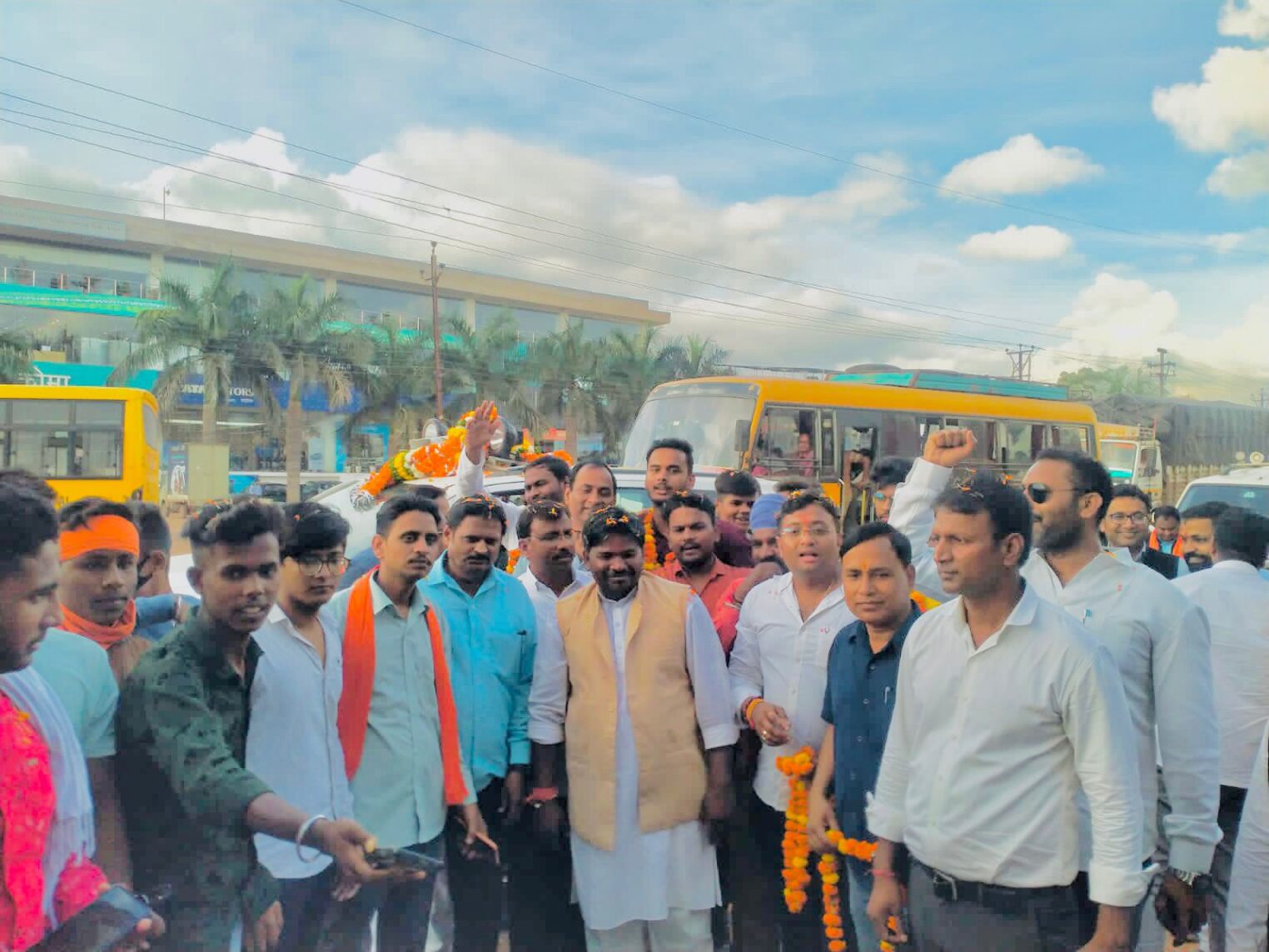 भाजयुमों अध्यक्ष रवि भगत का भिलाई आगमन पर जोरदार स्वागत ..