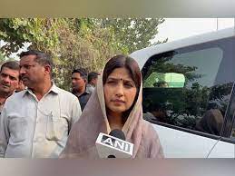LIVE6 विधानसभा, 1 लोकसभा उपचुनाव के रिजल्ट:UP के मैनपुरी में 35 हजार वोटों से डिंपल आगे, रामपुर में सपा-भाजपा के बीच कड़ी टक्कर