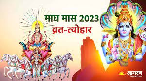 संगम में हेलिकॉप्टर से पुष्प वर्षा, VIDEO:1 करोड़ श्रद्धालुओं ने लगाई डुबकी, चप्पे-चप्पे पर कमांडोज-स्नाइपर्स तैनात