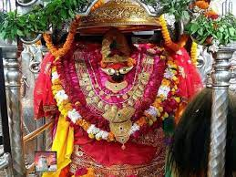 विंध्याचल धाम में सेल्फी प्वाइंट का शुभारंभ:दिव्यांग और वृद्ध श्रद्धालुओं के लिए इलेक्ट्रिक बस और कार सेवा शुरू, केंद्रीय मंत्री अनुप्रिया पटेल ने दिखाई हरी झंडी