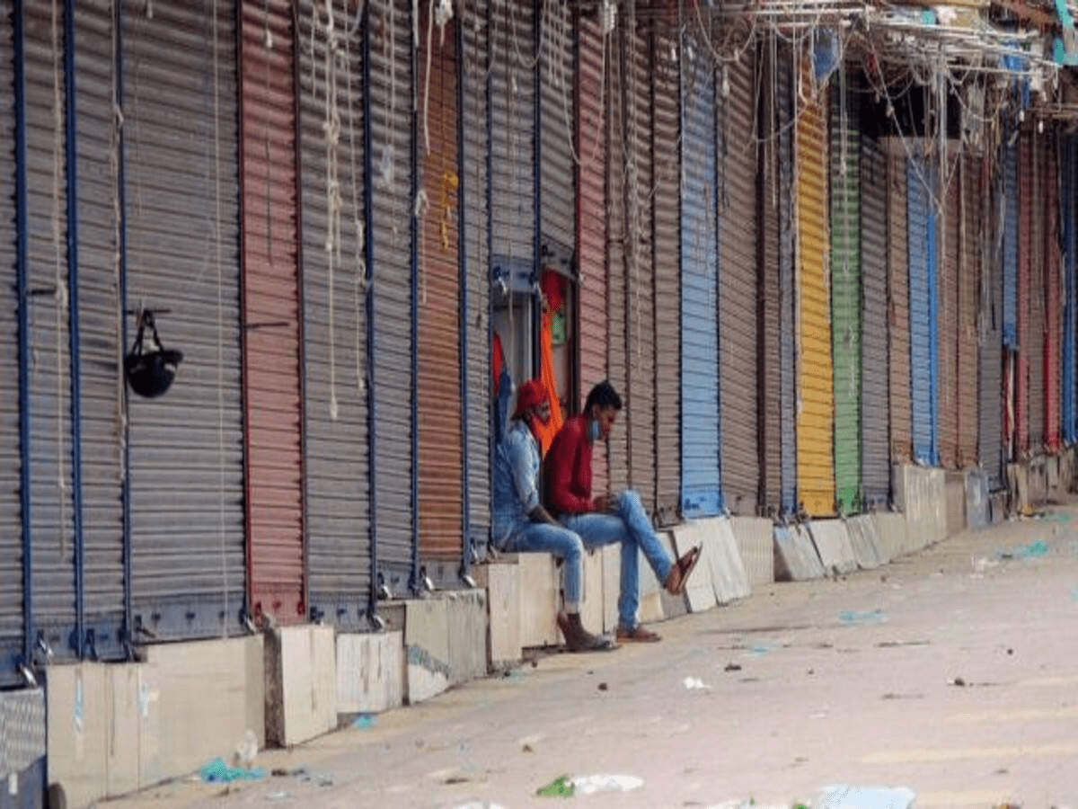 वाराणसी में होली 8 मार्च को बंद रहेंगी दुकानें , होली पर्व को लेकर जारी हुआ आदेश