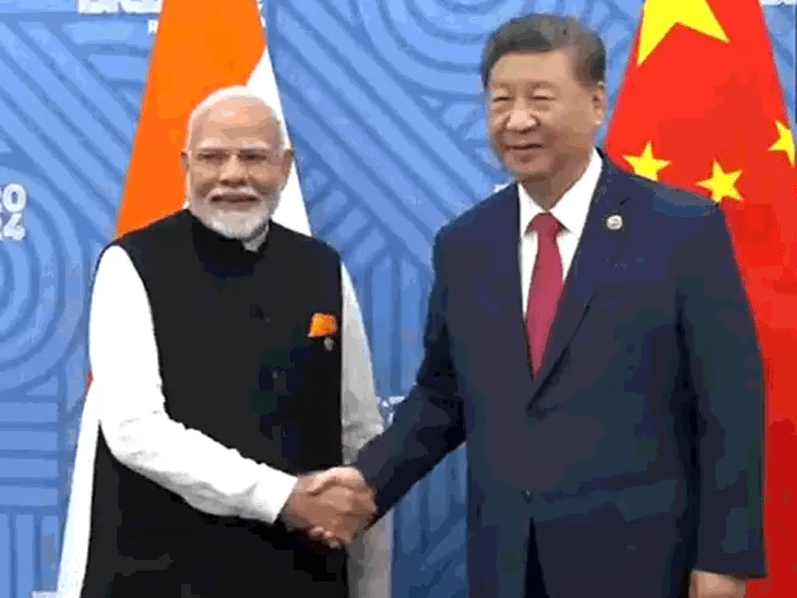 5 साल बाद मोदी-जिनपिंग की द्विपक्षीय बातचीत:दोनों नेताओं ने 50 मिनट चर्चा की; PM बोले- आपसी विश्वास और सम्मान जरूरी