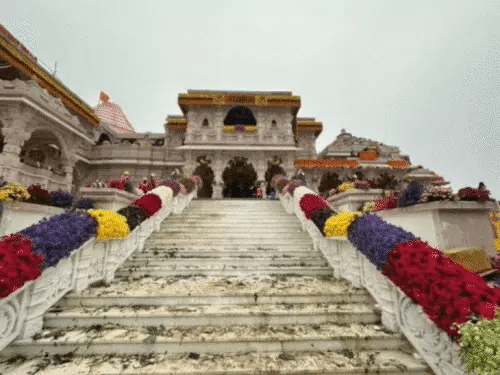 दीपोत्सव पर 1100 कुंतल फूलों से सजेगी राम की नगरी:240 प्रकार के देशी-विदेशी फूलों से सजेगा राम मंदिर, प्राण प्रतिष्ठा के बाद सबसे भव्य सजावट