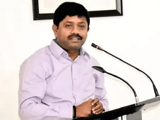 कैबिनेट मंत्री नंदी के अकाउंटेंट से 2.08 करोड़ की ठगी:वॉट्सऐप पर मंत्री के बेटे की फोटो लगाई, बोला- मीटिंग में हूं, जल्दी रुपए ट्रांसफर करो