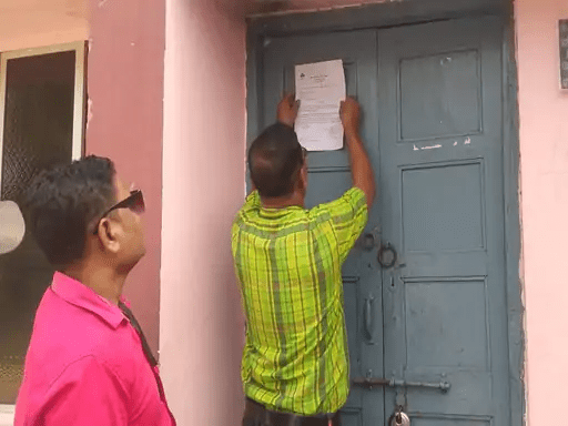 अमित जोश की बहन का घर तोड़ने नोटिस चस्पा:मकान ध्वस्त करने के बाद सील कर दिया गया था, लेकिन दोबारा किया कब्जा