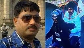 5 लाख का इनामी गुड्‌डू बमबाज दुबई भागा:दूसरे नाम से कोलकाता में बनवाया पासपोर्ट, खुफिया एजेंसियों ने यूपी पुलिस और STF से साझा की रिपोर्ट