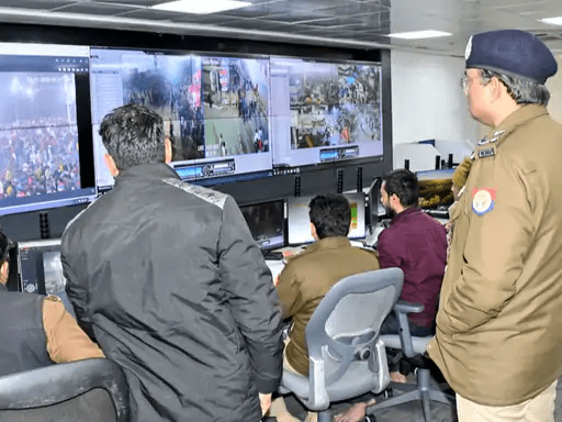 महाकुंभ में नया ट्रैफिक प्लान, बाहरी गाड़ियों का प्रवेश बंद:रूट डायवर्जन लागू, मौनी अमावस्या पर विशेष इंतजाम